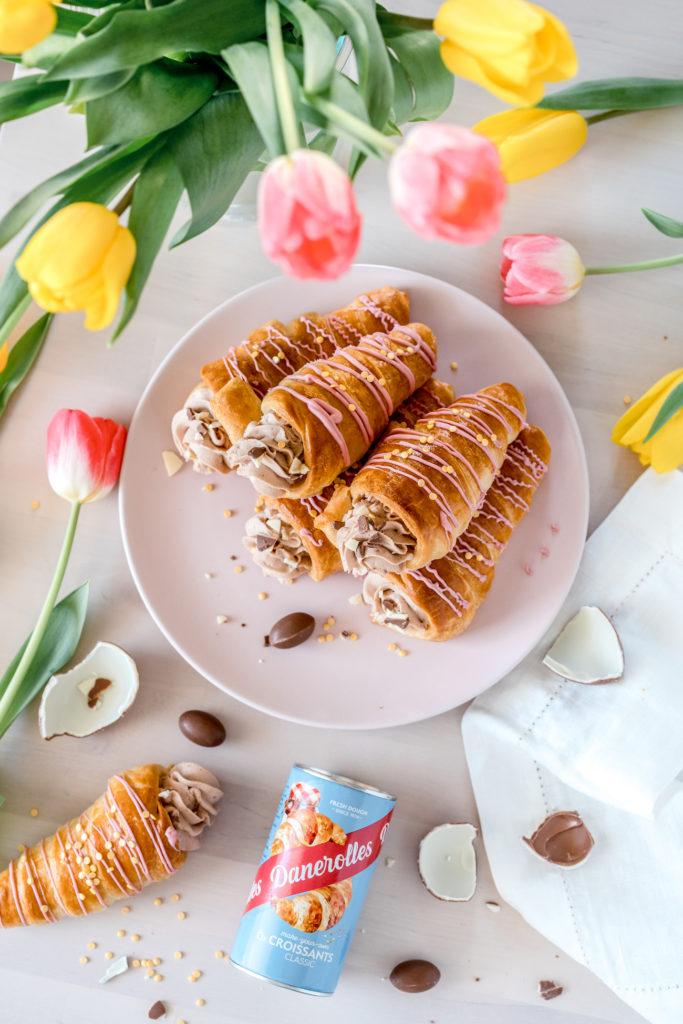 Kindermoussella täytetyt Croissant-tuutit