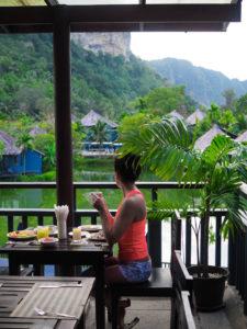 Thaimaa - Ao Nang: Saaria, herkkuja ja ananaksia