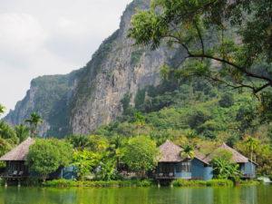 Thaimaa - Ao Nang: Saaria, herkkuja ja ananaksia